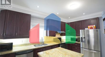 Residential - Single Family Home - Toronto, Canada - Canada