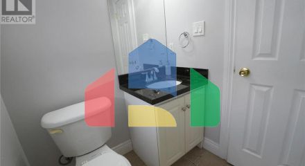 Residential - Single Family Home - Toronto, Canada - Canada