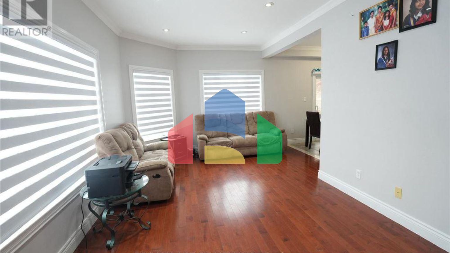 Residential - Single Family Home - Toronto, Canada - Canada