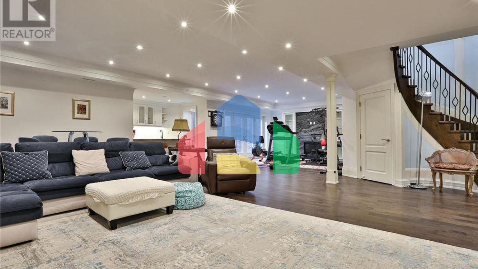 Residential - Single Family Home - Toronto, Canada - Canada