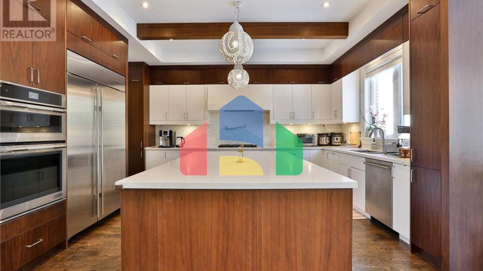 Residential - Single Family Home - Toronto, Canada - Canada