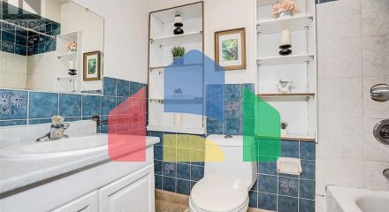 Residential - Single Family Home - Toronto, Canada - Canada