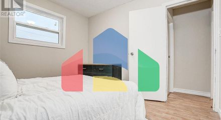 Residential - Single Family Home - Toronto, Canada - Canada