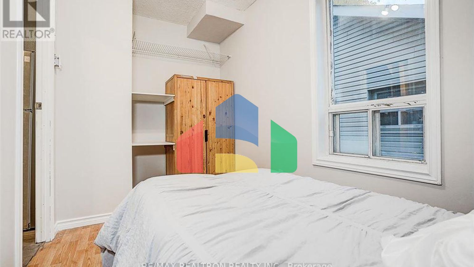 Residential - Single Family Home - Toronto, Canada - Canada