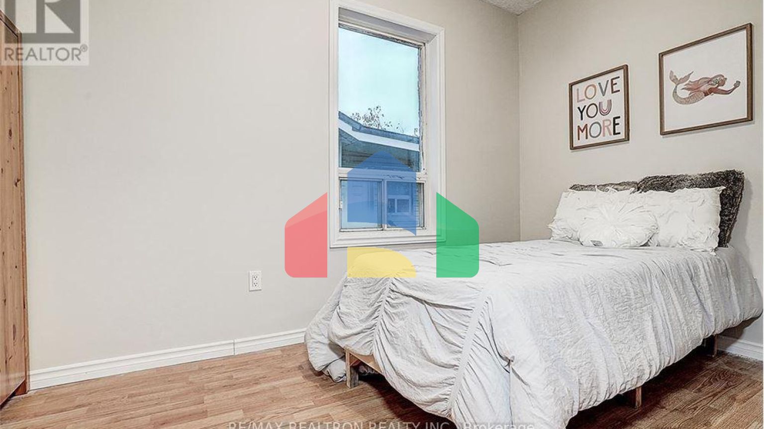 Residential - Single Family Home - Toronto, Canada - Canada