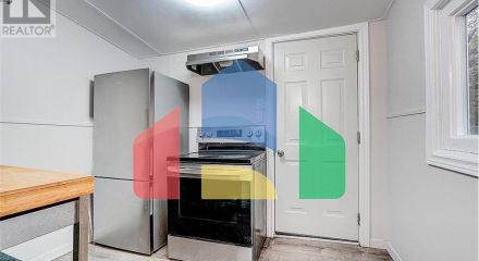 Residential - Single Family Home - Toronto, Canada - Canada