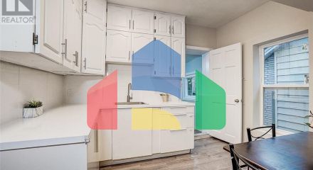 Residential - Single Family Home - Toronto, Canada - Canada