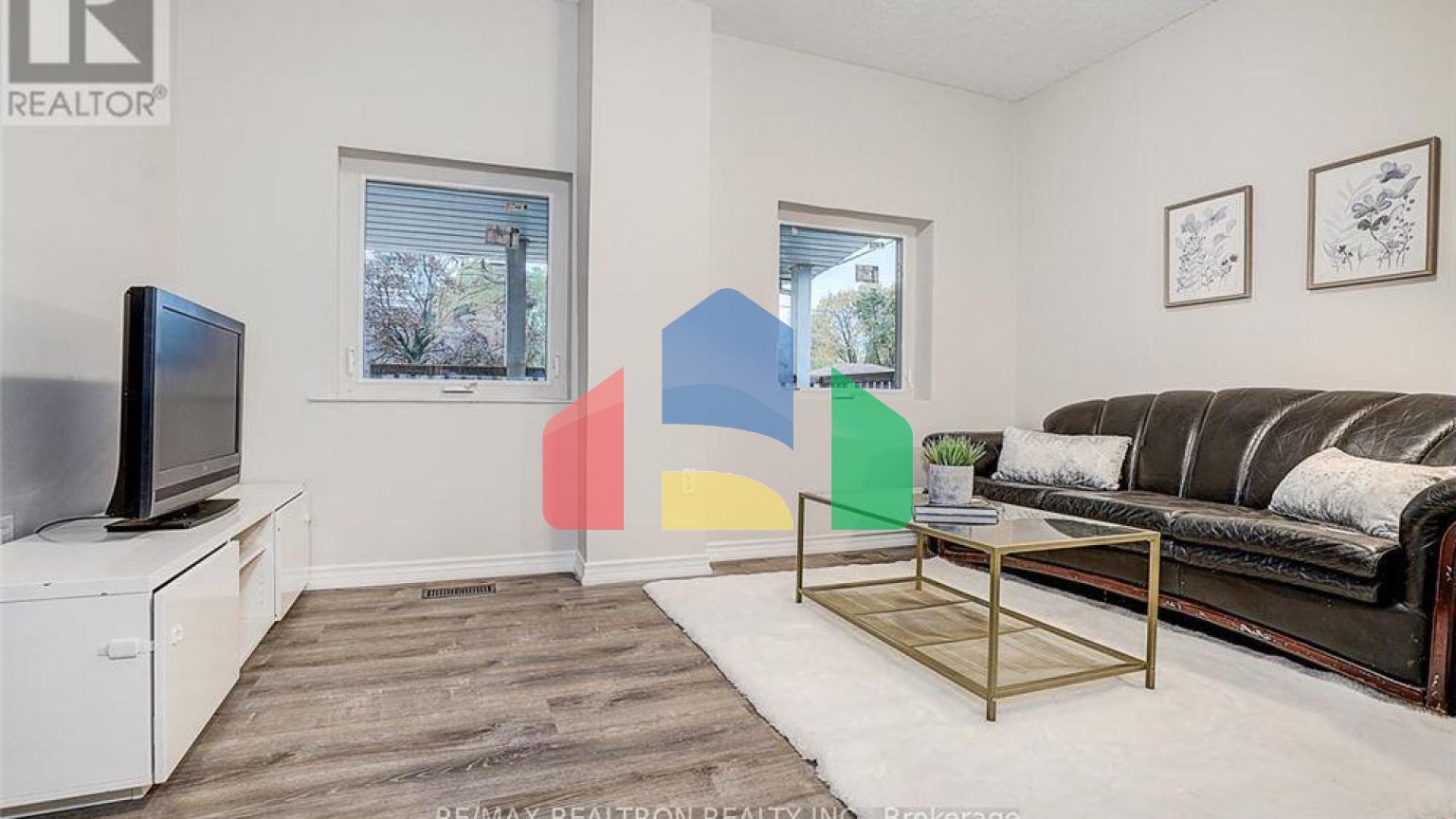 Residential - Single Family Home - Toronto, Canada - Canada