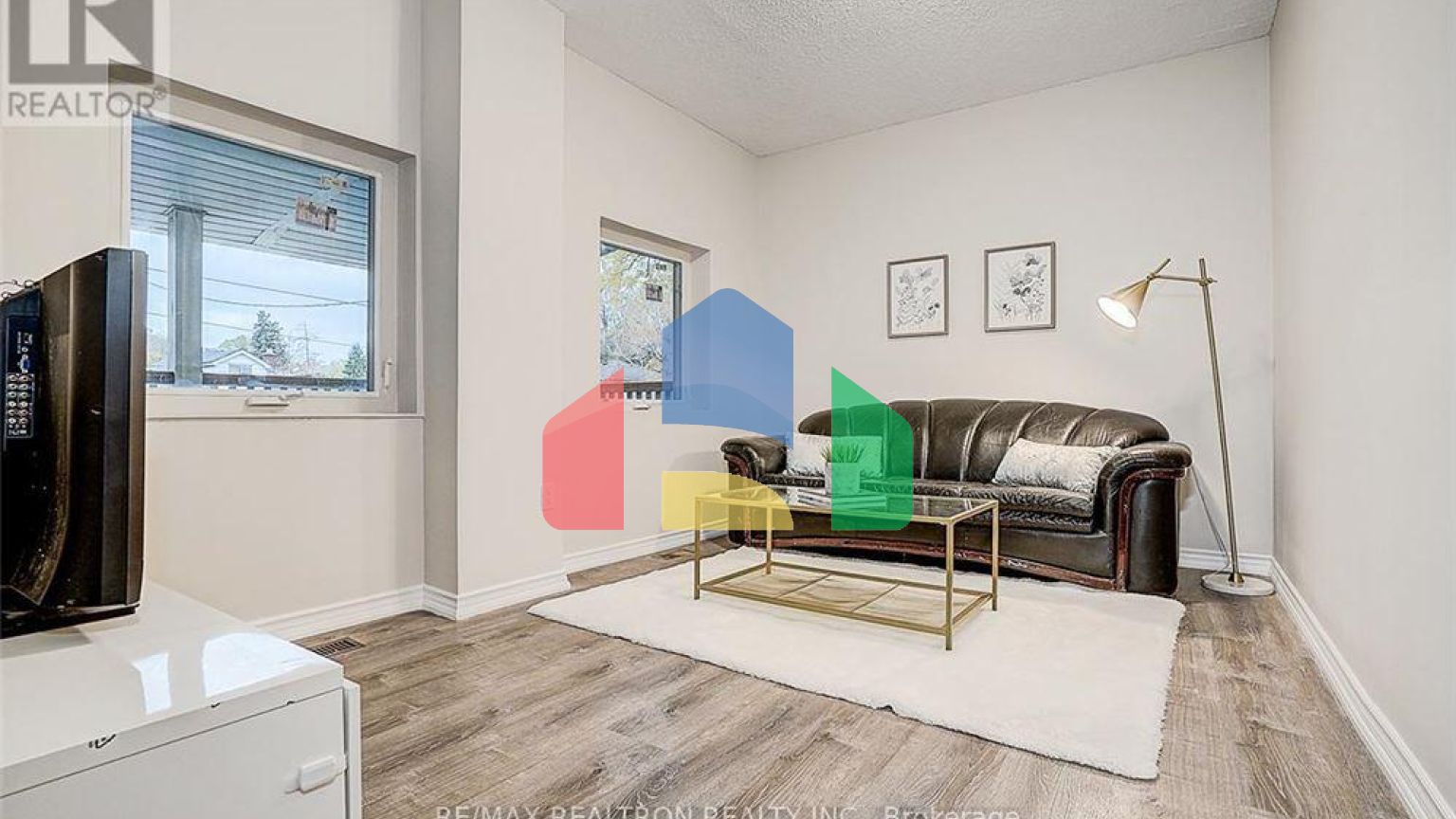 Residential - Single Family Home - Toronto, Canada - Canada