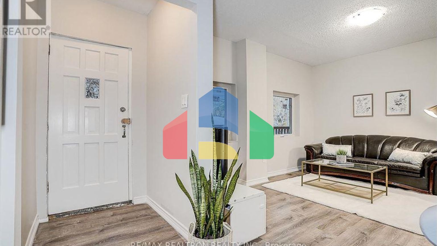 Residential - Single Family Home - Toronto, Canada - Canada