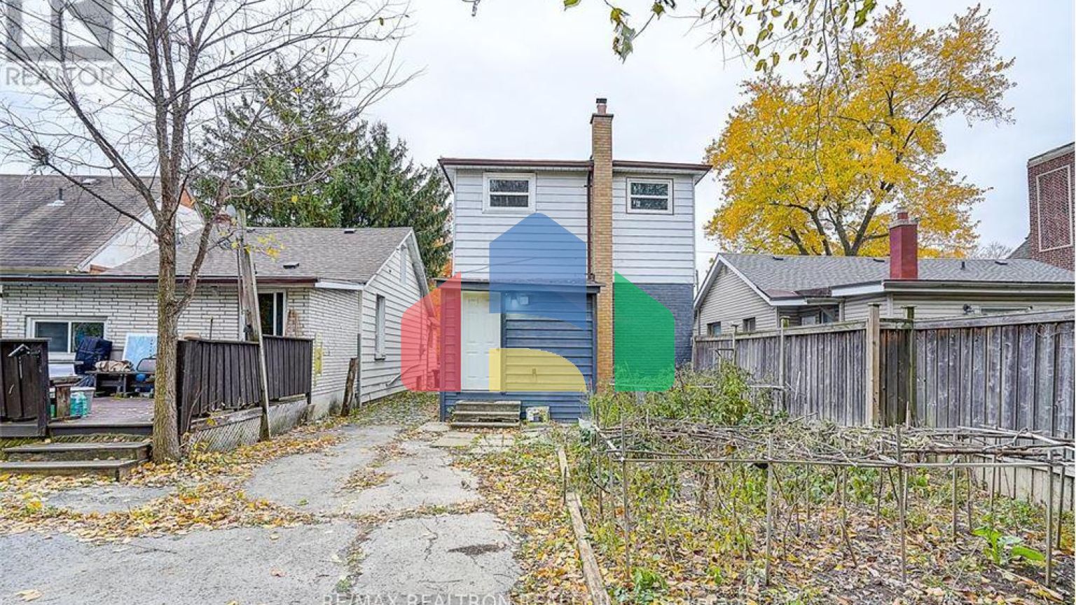 Residential - Single Family Home - Toronto, Canada - Canada