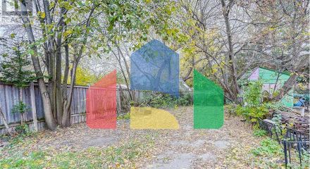 Residential - Single Family Home - Toronto, Canada - Canada