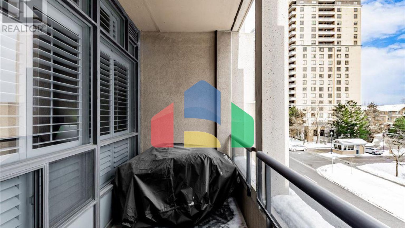 Residential - Single Family Home - Toronto, Canada - Canada