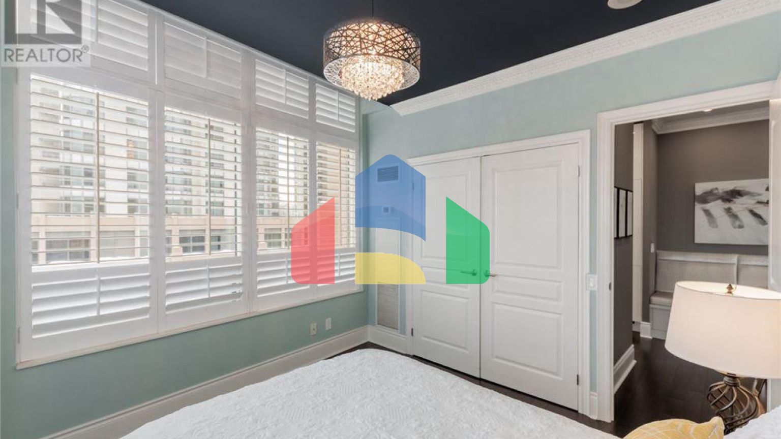 Residential - Single Family Home - Toronto, Canada - Canada