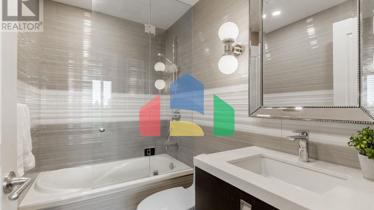 Residential - Single Family Home - Toronto, Canada - Canada