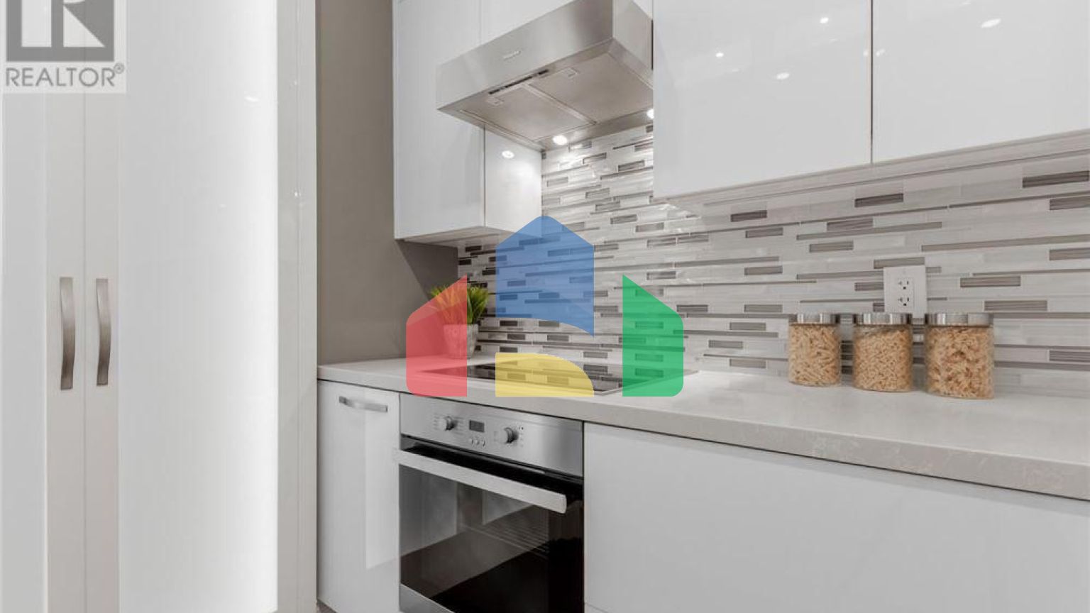 Residential - Single Family Home - Toronto, Canada - Canada