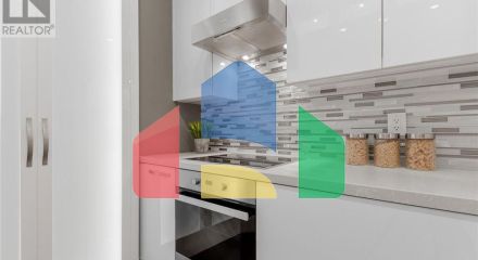 Residential - Single Family Home - Toronto, Canada - Canada