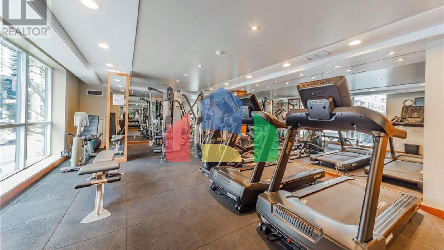 Residential - Condo/Apartment - Toronto, Canada - Canada