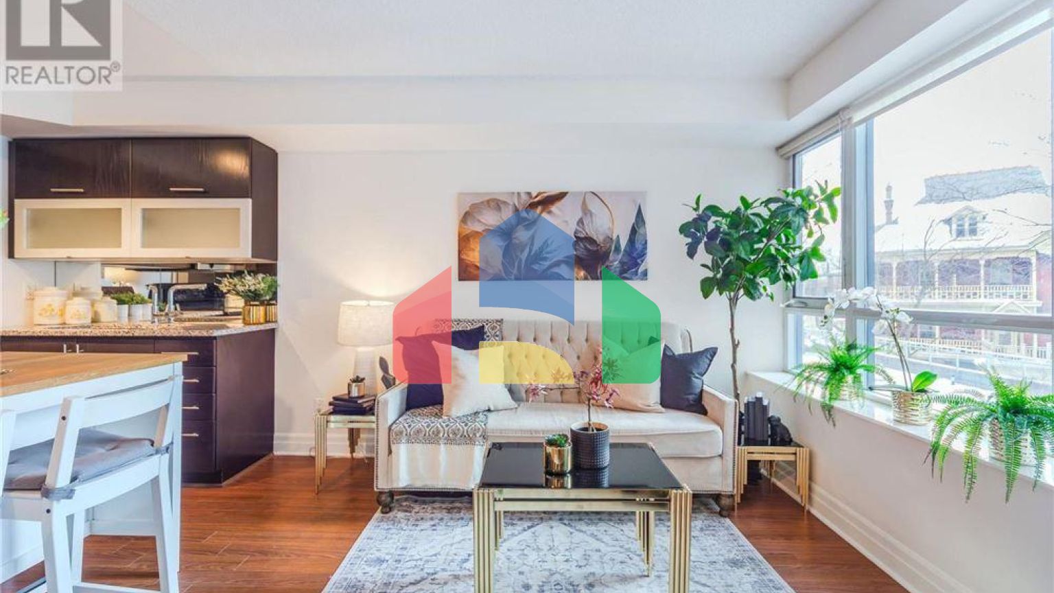 Residential - Condo/Apartment - Toronto, Canada - Canada