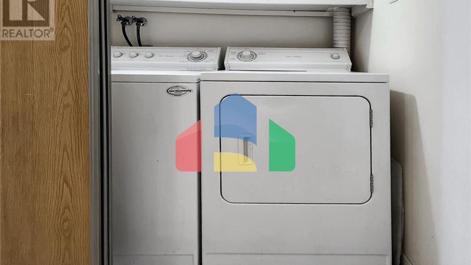 Residential - Condo/Apartment - Toronto, Canada - Canada