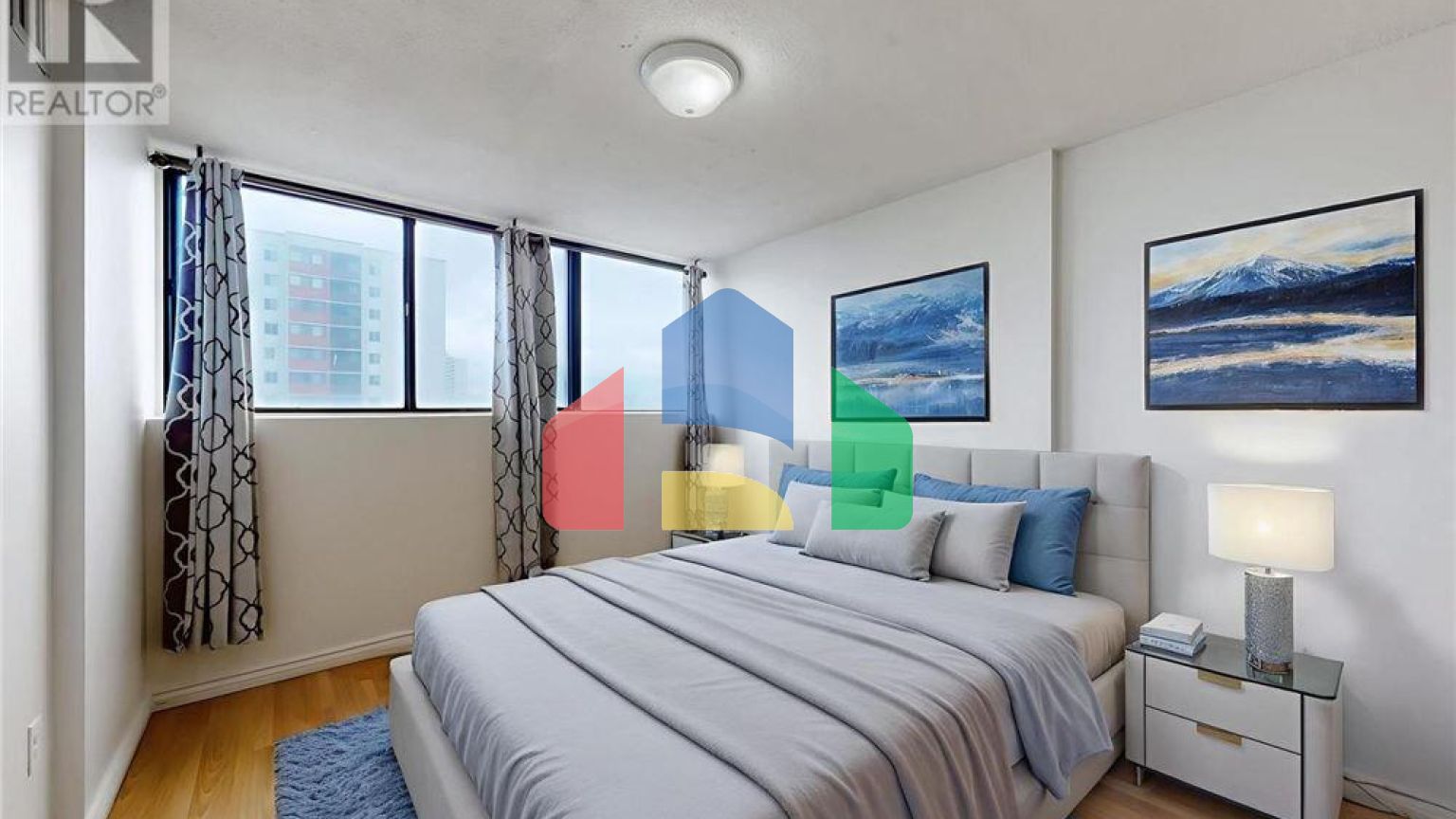 Residential - Condo/Apartment - Toronto, Canada - Canada