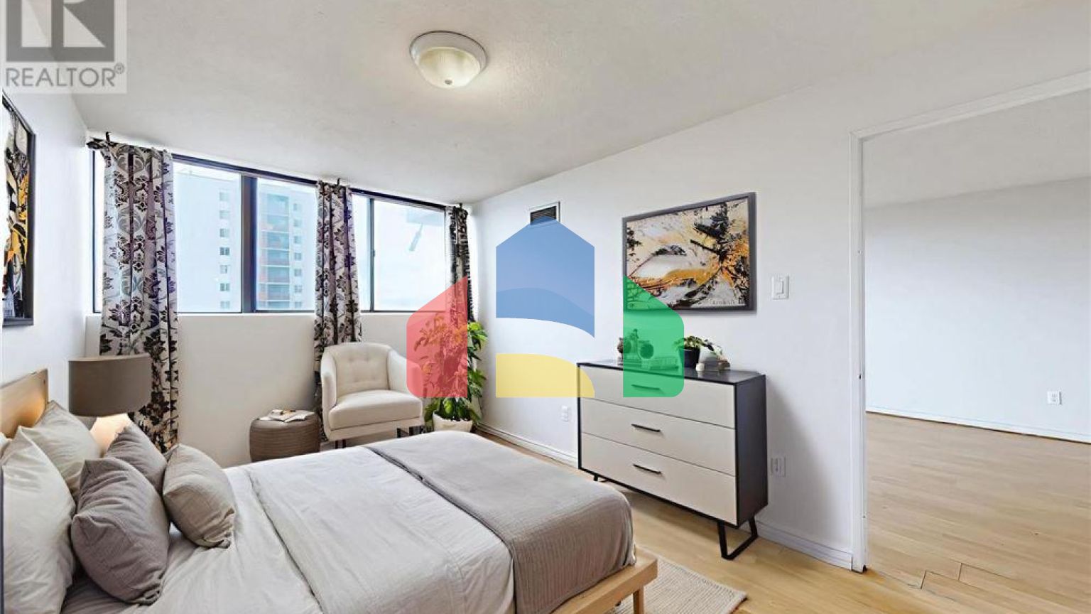 Residential - Condo/Apartment - Toronto, Canada - Canada