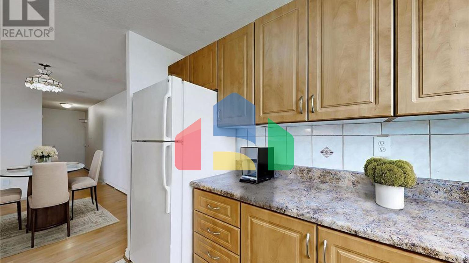 Residential - Condo/Apartment - Toronto, Canada - Canada