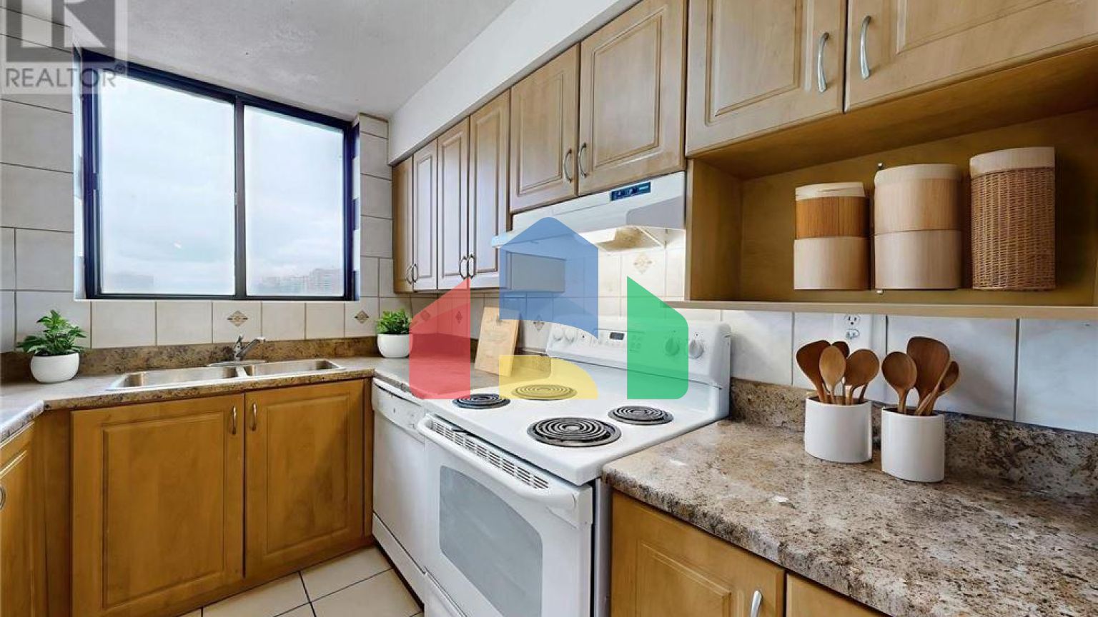 Residential - Condo/Apartment - Toronto, Canada - Canada