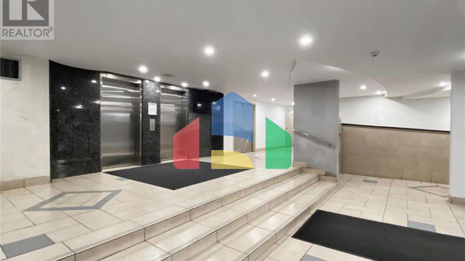 Residential - Condo/Apartment - Toronto, Canada - Canada