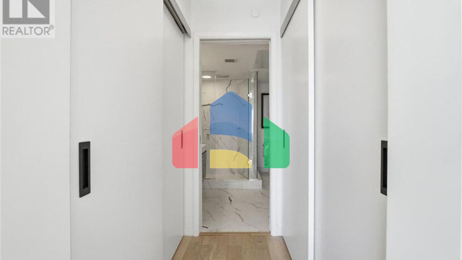 Residential - Condo/Apartment - Toronto, Canada - Canada