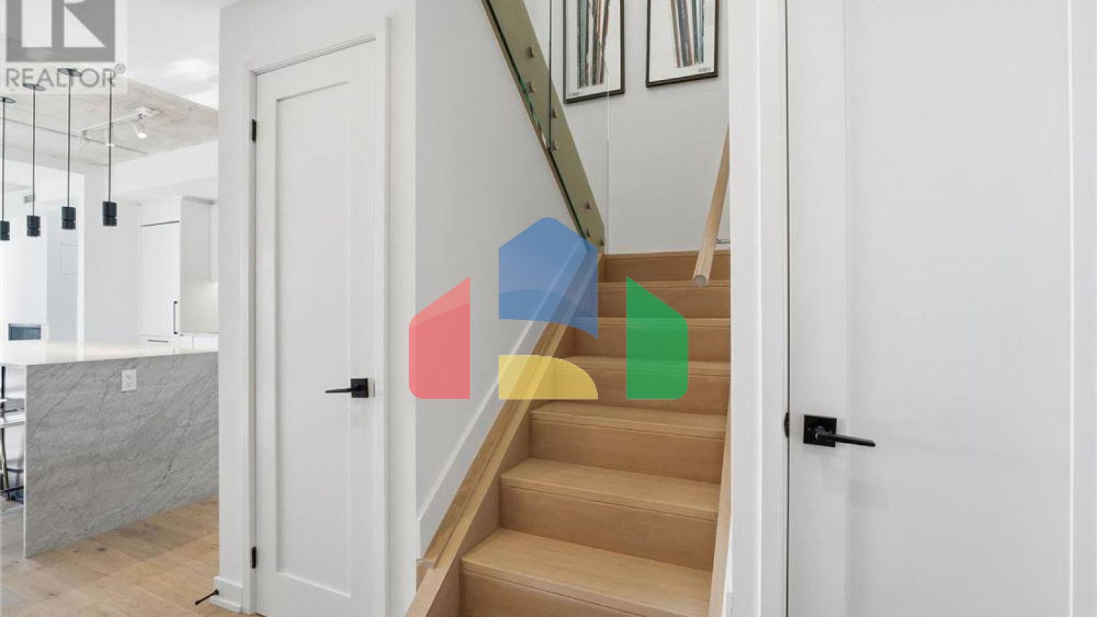 Residential - Condo/Apartment - Toronto, Canada - Canada