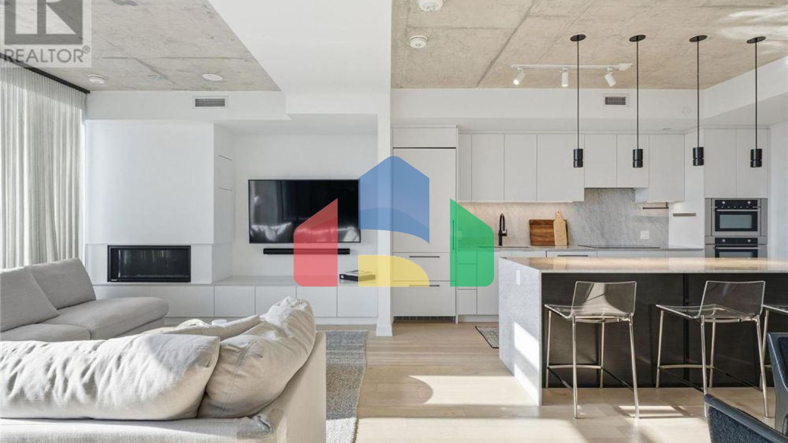 Residential - Condo/Apartment - Toronto, Canada - Canada