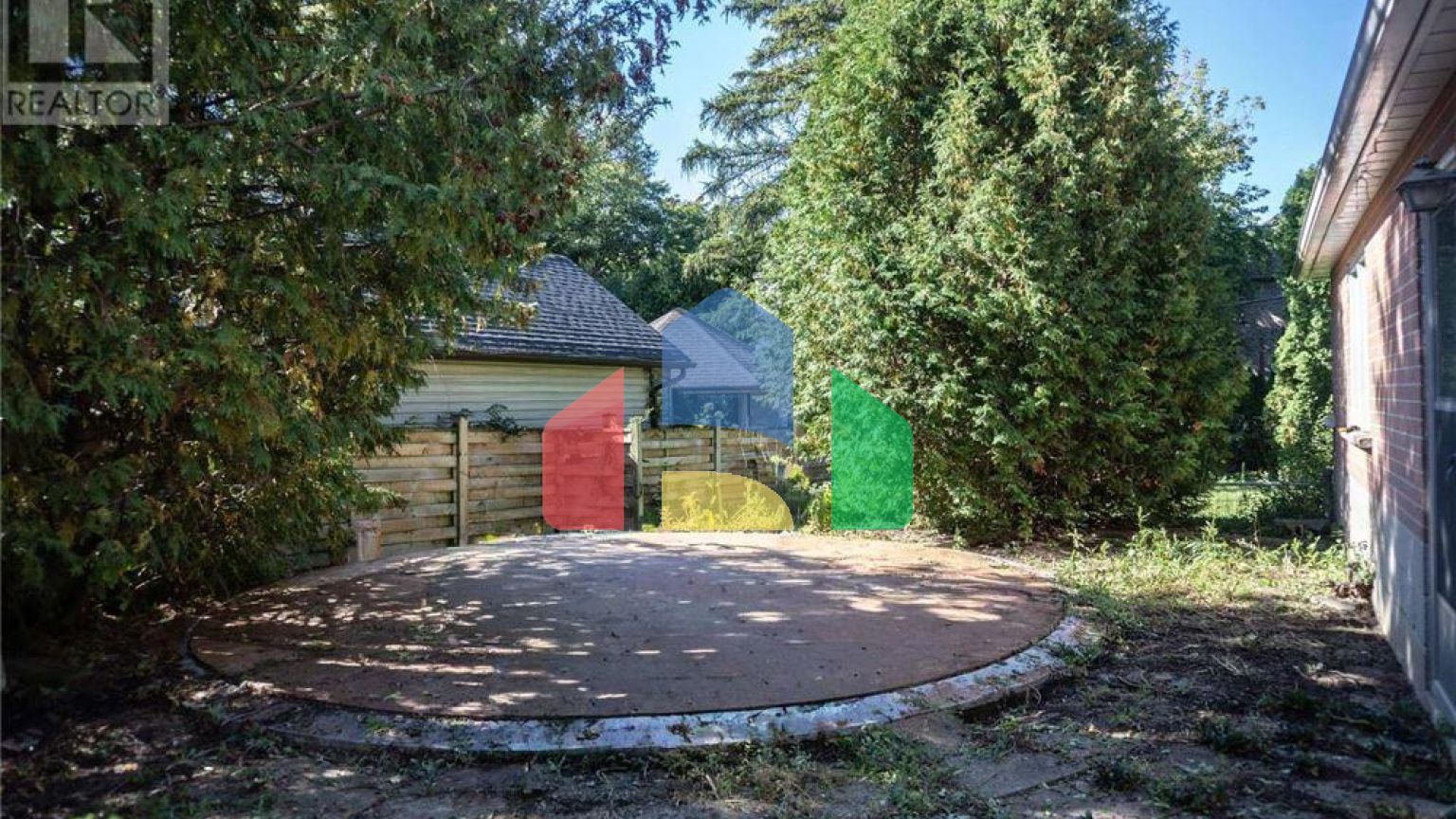 Residential - Single Family Home - Toronto, Canada - Canada