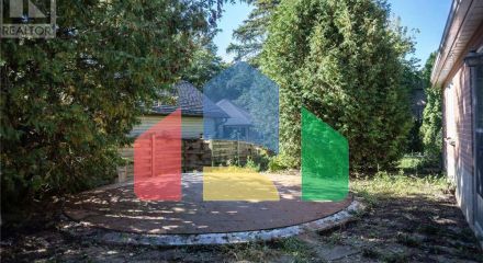 Residential - Single Family Home - Toronto, Canada - Canada