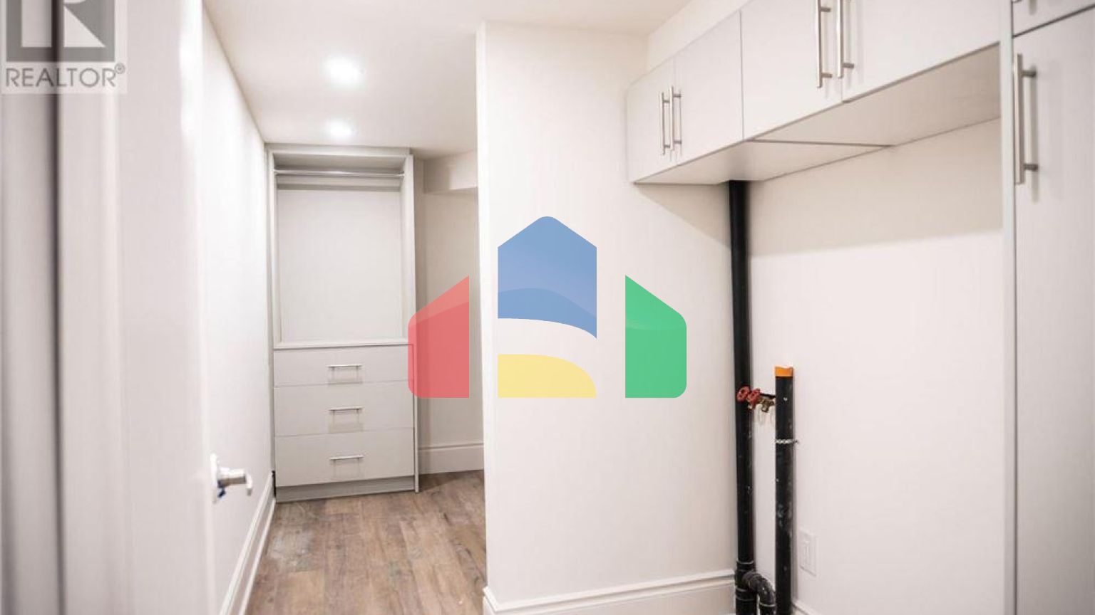 Residential - Single Family Home - Toronto, Canada - Canada