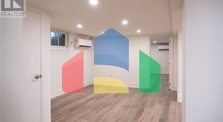 Residential - Single Family Home - Toronto, Canada - Canada