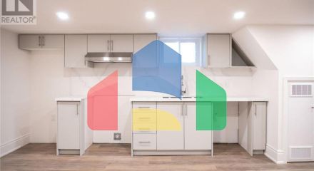 Residential - Single Family Home - Toronto, Canada - Canada