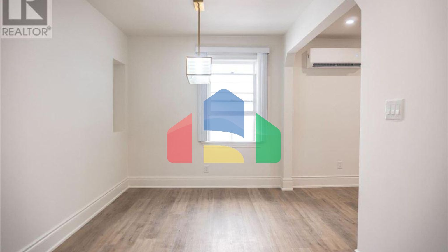 Residential - Single Family Home - Toronto, Canada - Canada