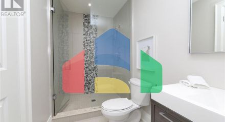 Residential - Single Family Home - Toronto, Canada - Canada