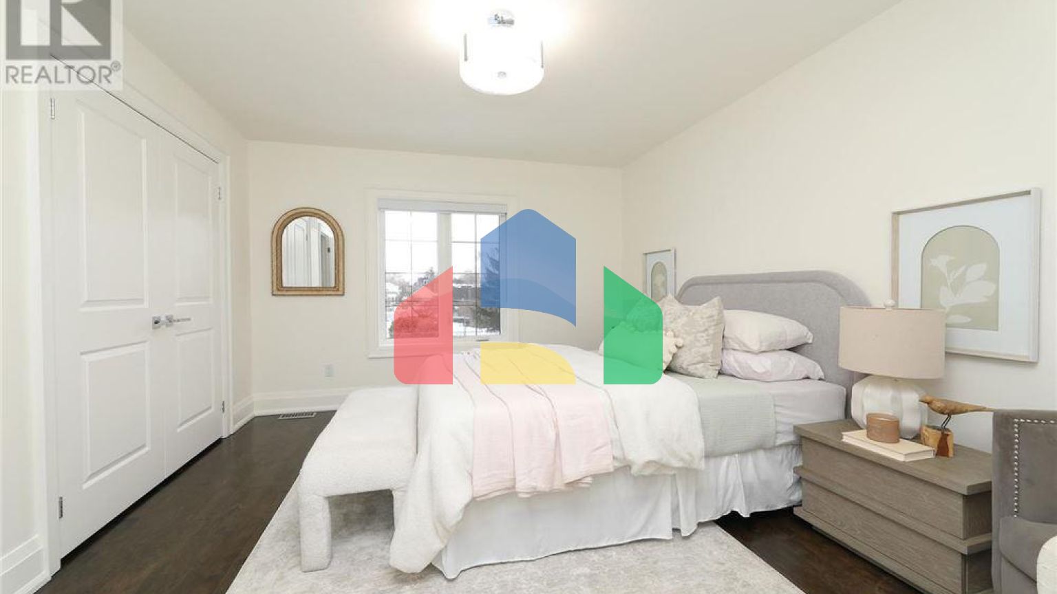 Residential - Single Family Home - Toronto, Canada - Canada