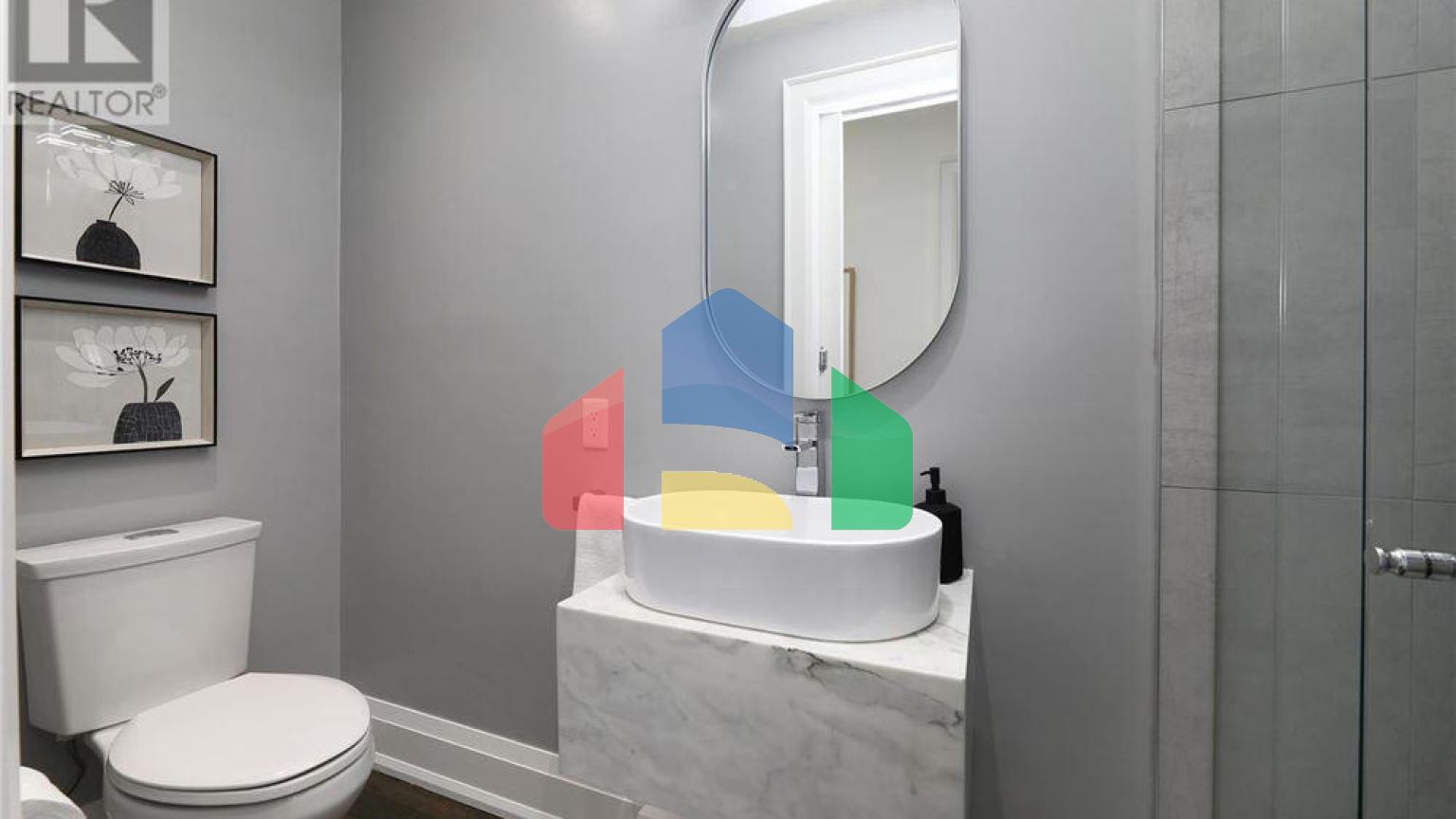 Residential - Single Family Home - Toronto, Canada - Canada