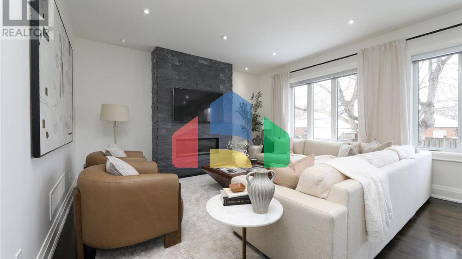 Residential - Single Family Home - Toronto, Canada - Canada