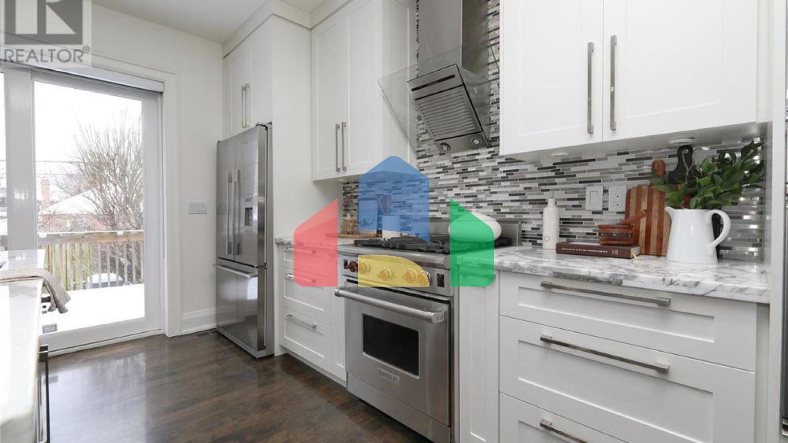 Residential - Single Family Home - Toronto, Canada - Canada