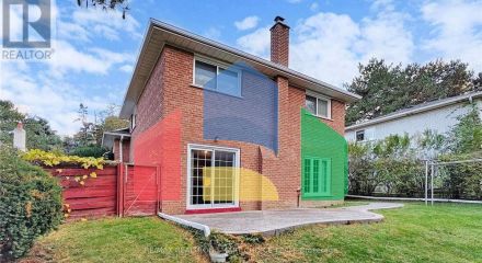 Residential - Single Family Home - Toronto, Canada - Canada