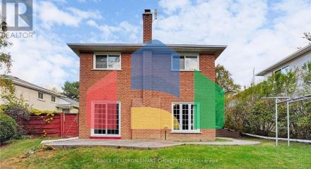 Residential - Single Family Home - Toronto, Canada - Canada