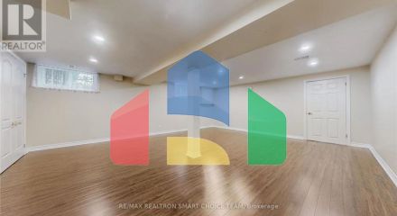 Residential - Single Family Home - Toronto, Canada - Canada