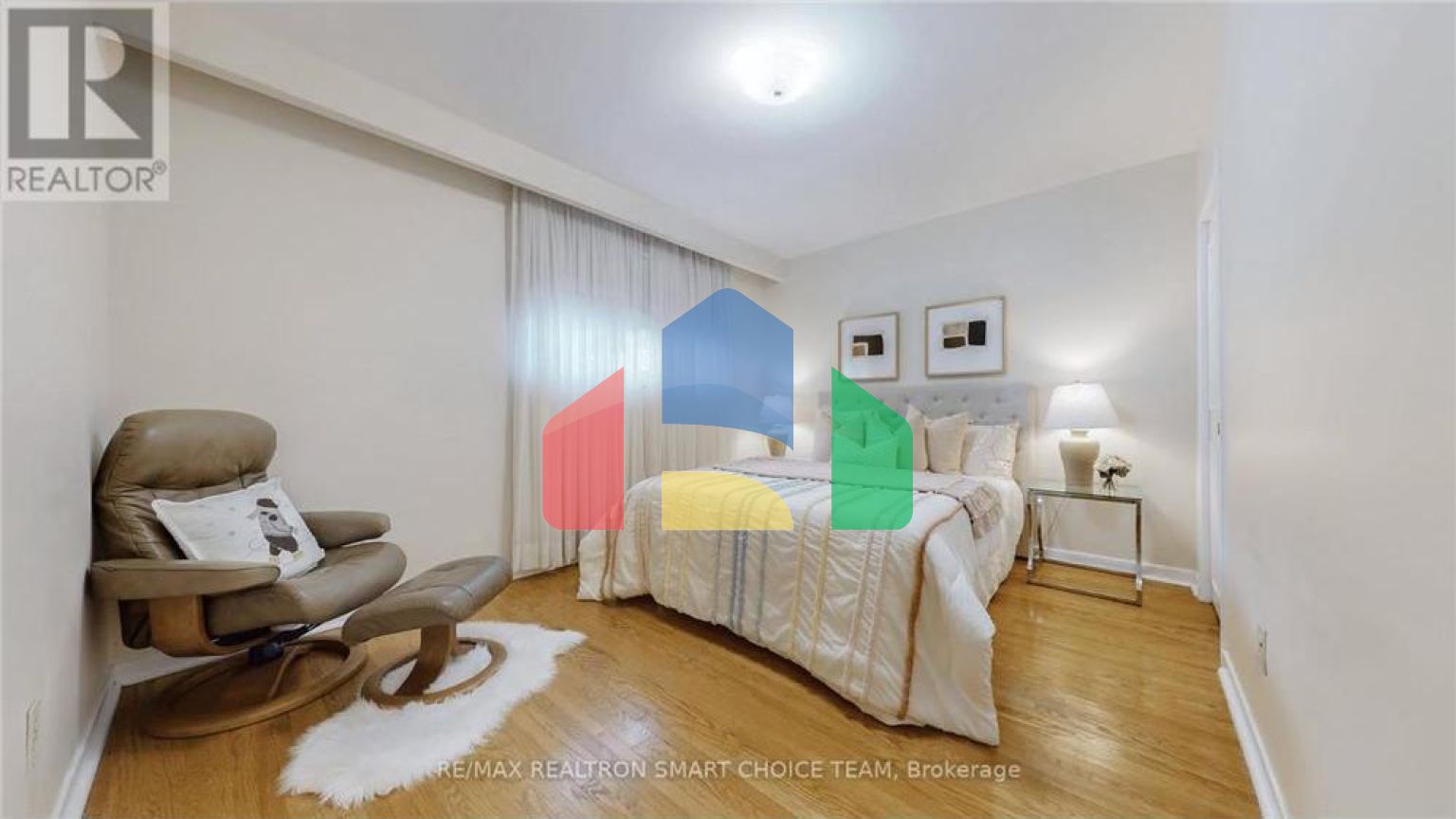 Residential - Single Family Home - Toronto, Canada - Canada