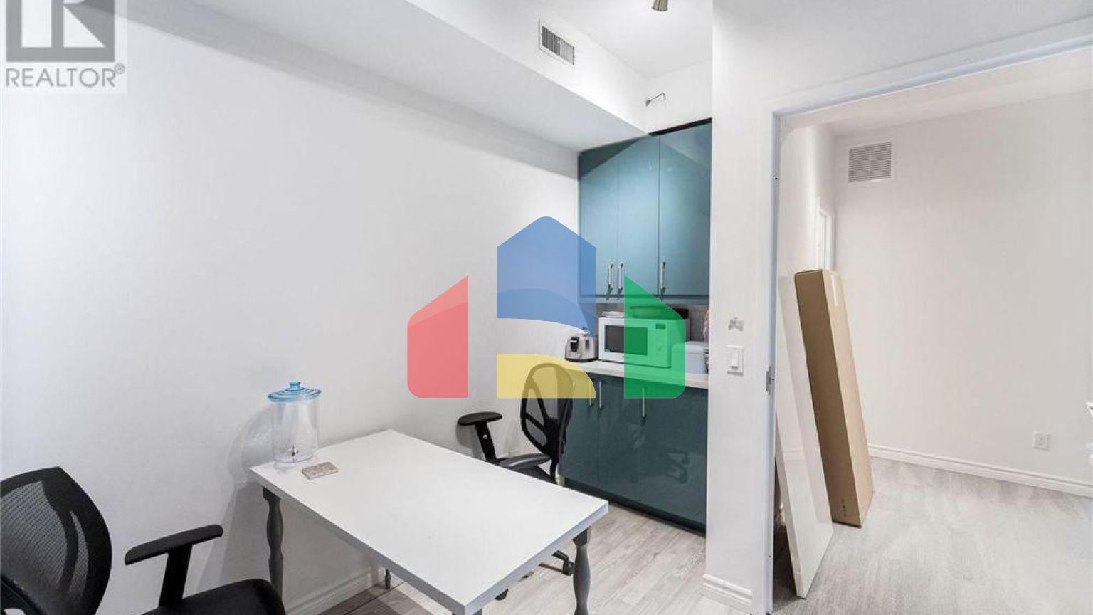 Commercial - Commercial/Retail - Toronto, Canada - Canada