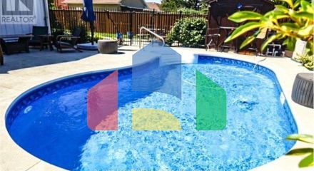 Residential - Single Family Home - Toronto, Canada - Canada