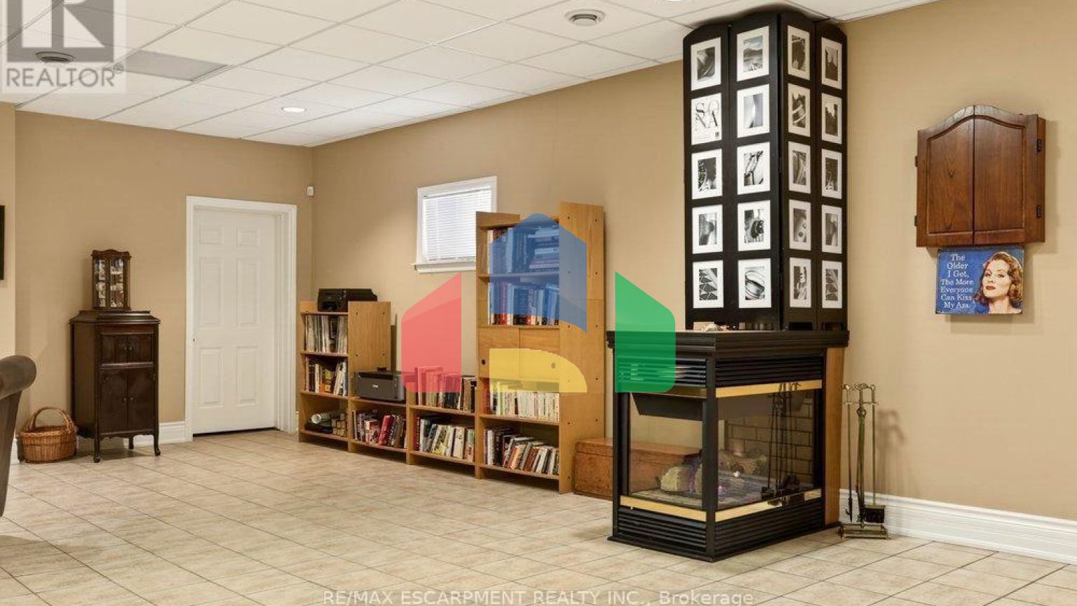 Residential - Single Family Home - Toronto, Canada - Canada